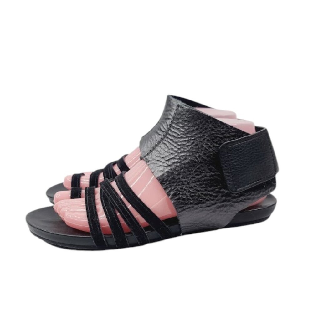 Pedro Garcia Women's Black Leather Open Toe Classic Gladiator Sandal Size 6